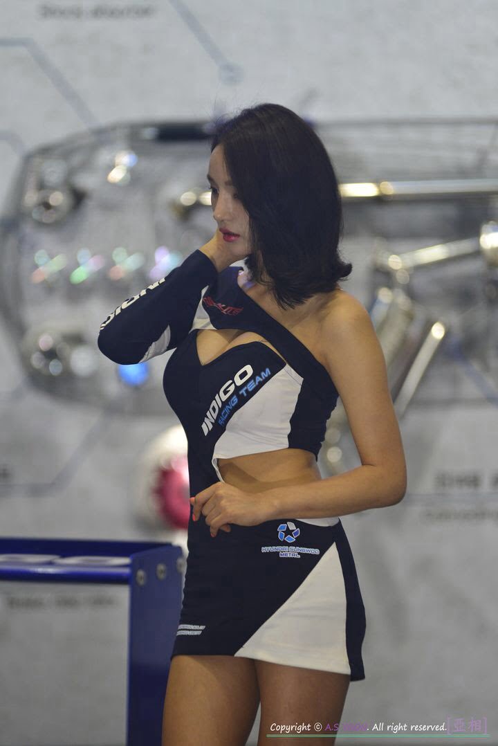 korean racing model seo yeon 19